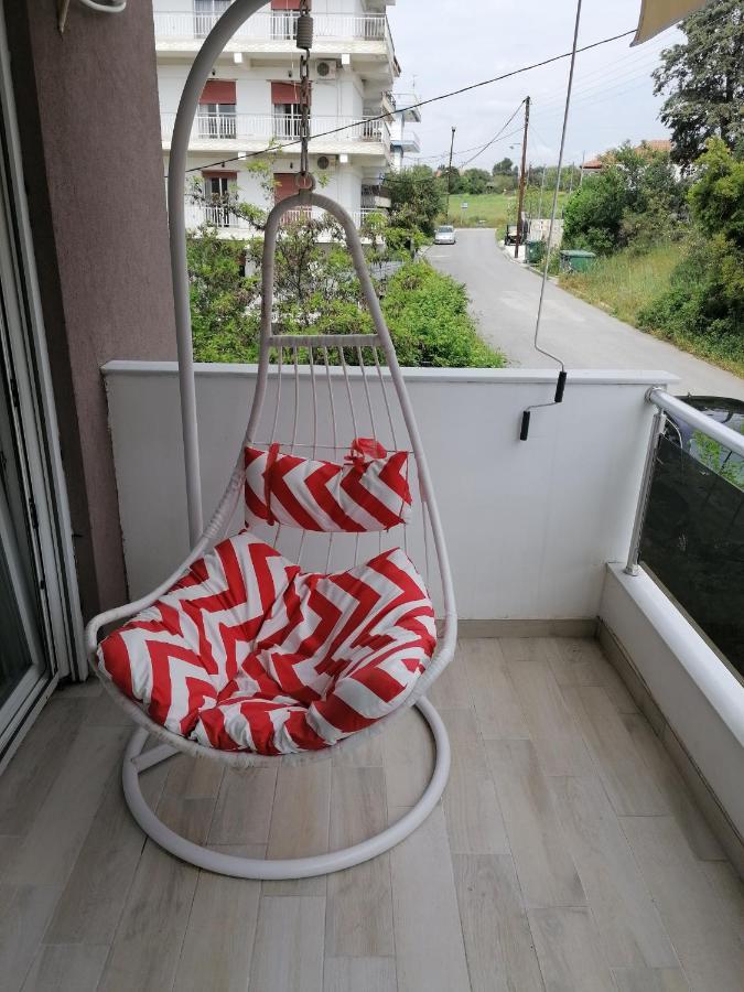 Crystal Blue Apartments Nea Kallikrateia Exterior photo